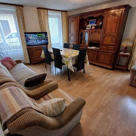 Location-Meuble Apartment Issenheim Exterior photo