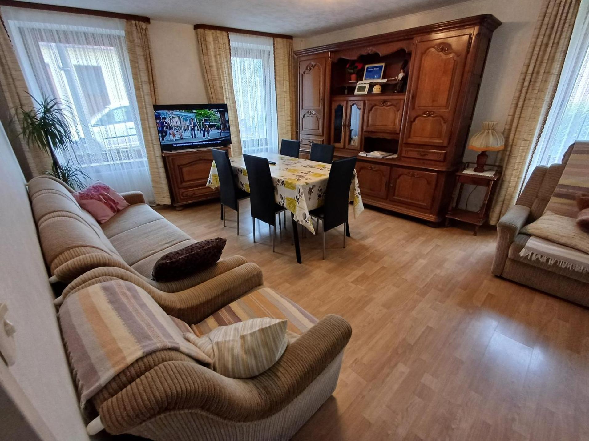 Location-Meuble Apartment Issenheim Exterior photo