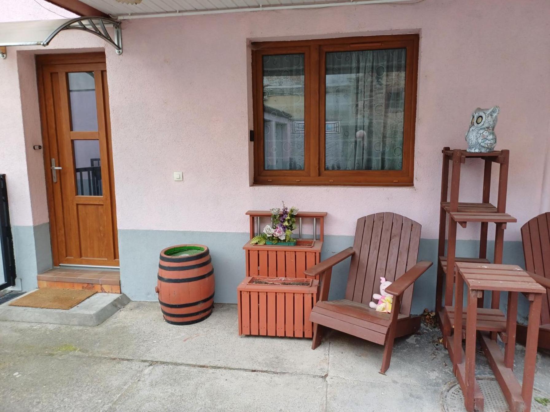 Location-Meuble Apartment Issenheim Exterior photo